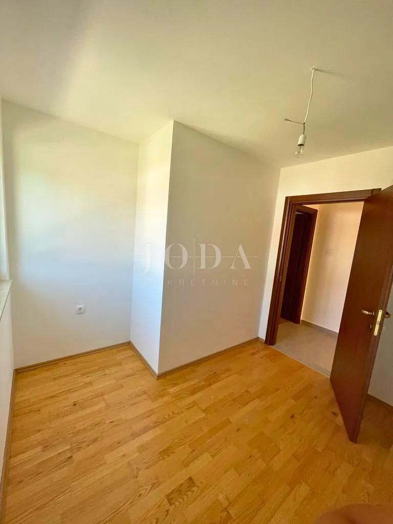 kuća za odmor s bazenom - slika 22