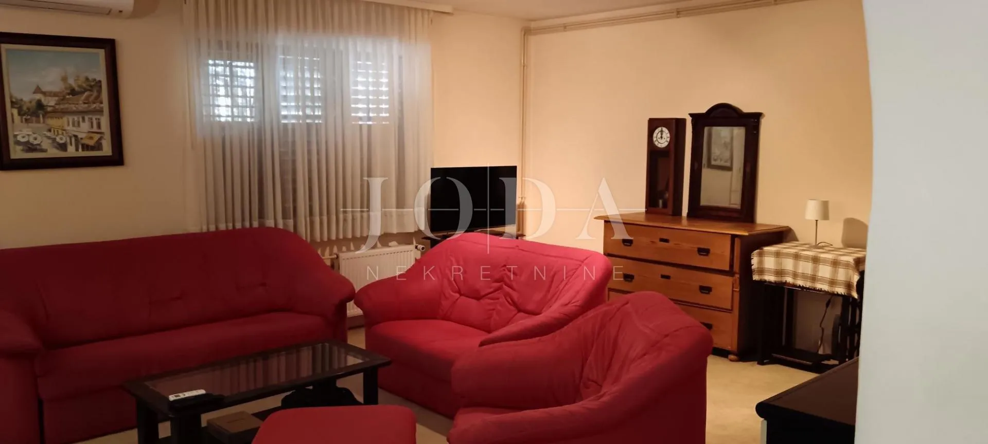 lijepa kuća sa 3 stana,bazenom i gr.terenom,poreč okolica - slika 7