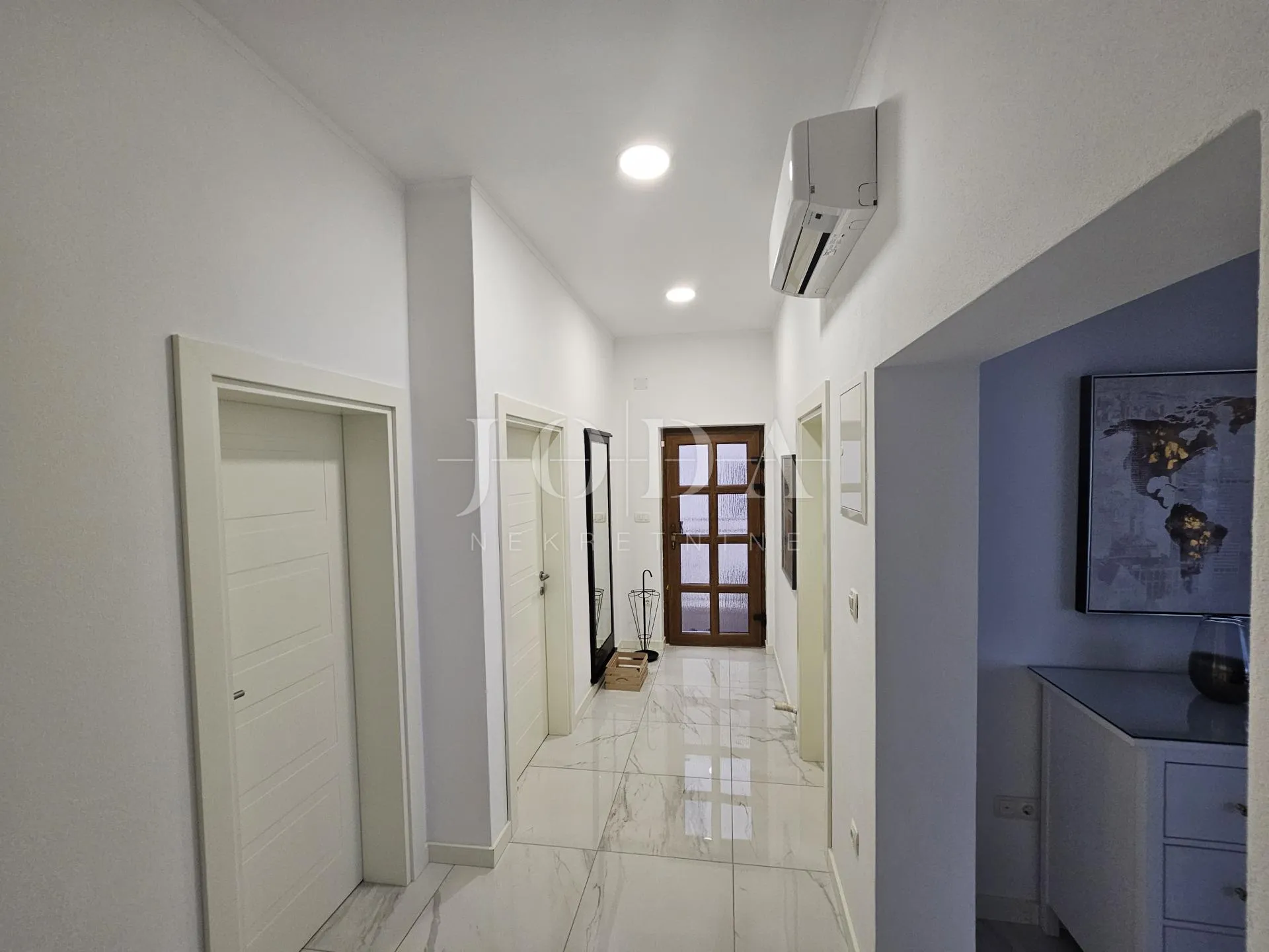 crikvenica, kuća sa tri stambene jedinice i bazenom - slika 40