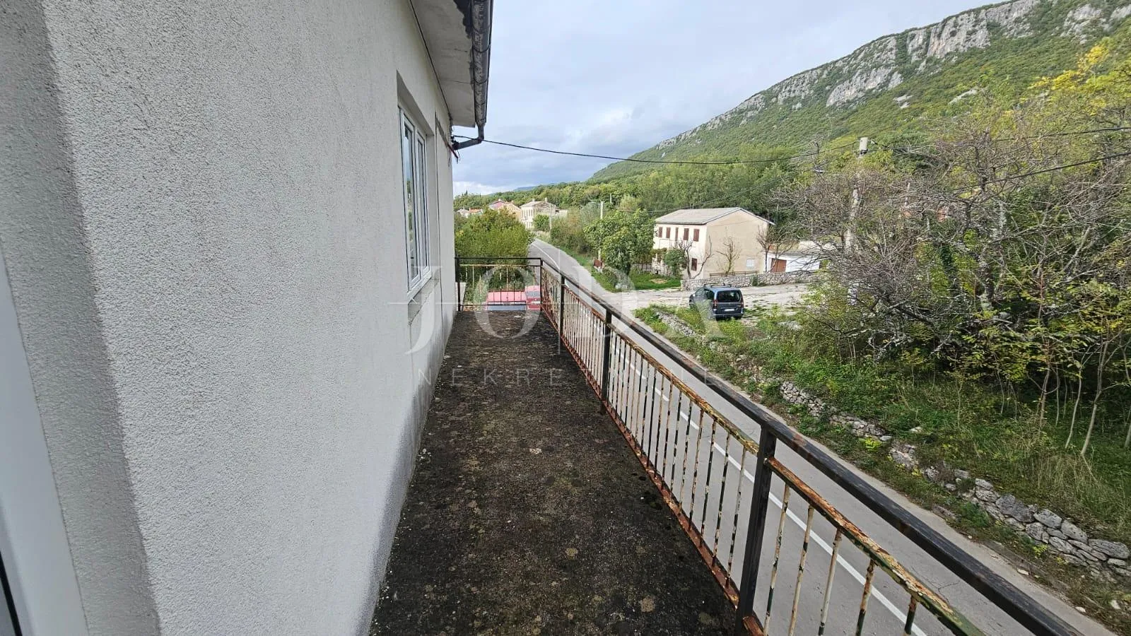 bribir stan na prodaju - slika 4
