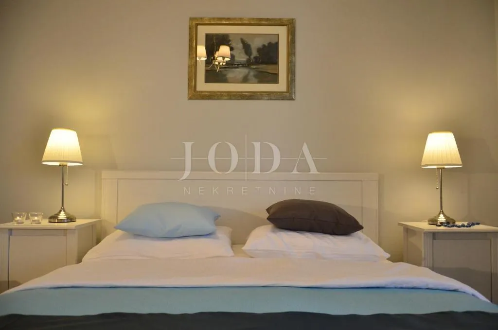 ekskluzivna nekretnina u crikvenici: 602 m², bazen, 7 apartmana, 250 m od mora - slika 11