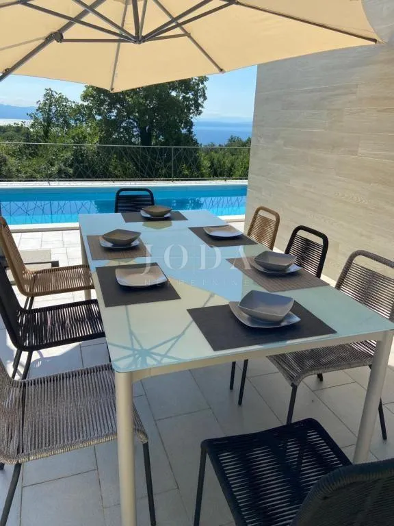 opatija, moderna villa sa prekrasnim pogledom na more - slika 7