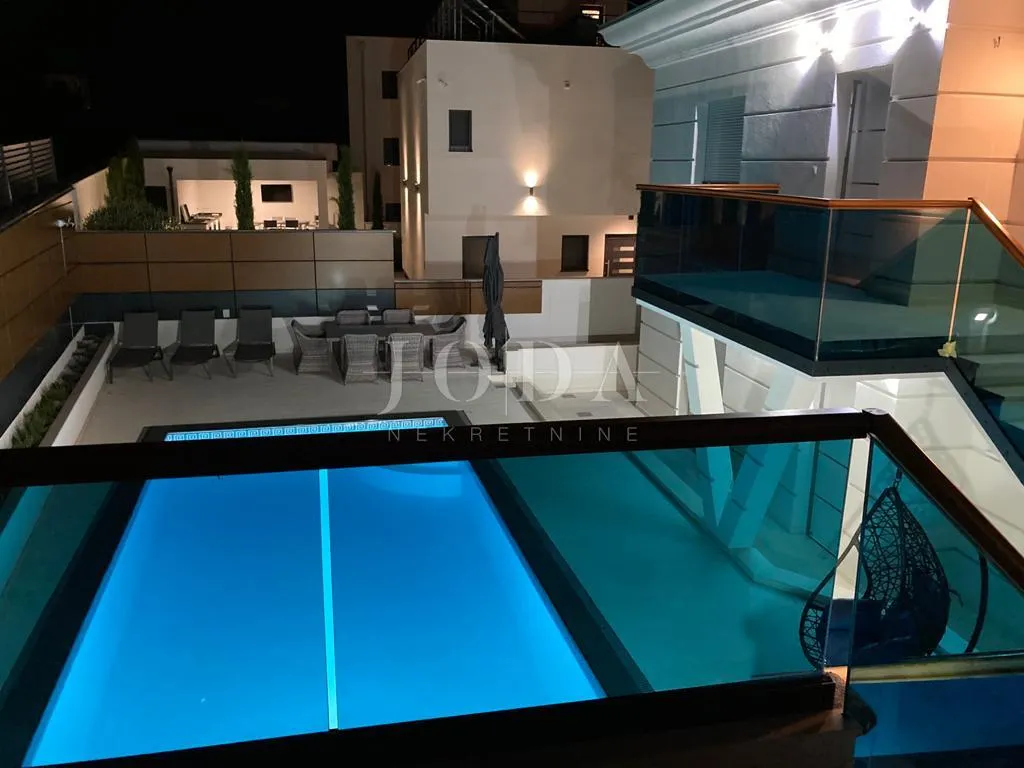 crikvenica kuća novogradnja sa 4 garaže - slika 34