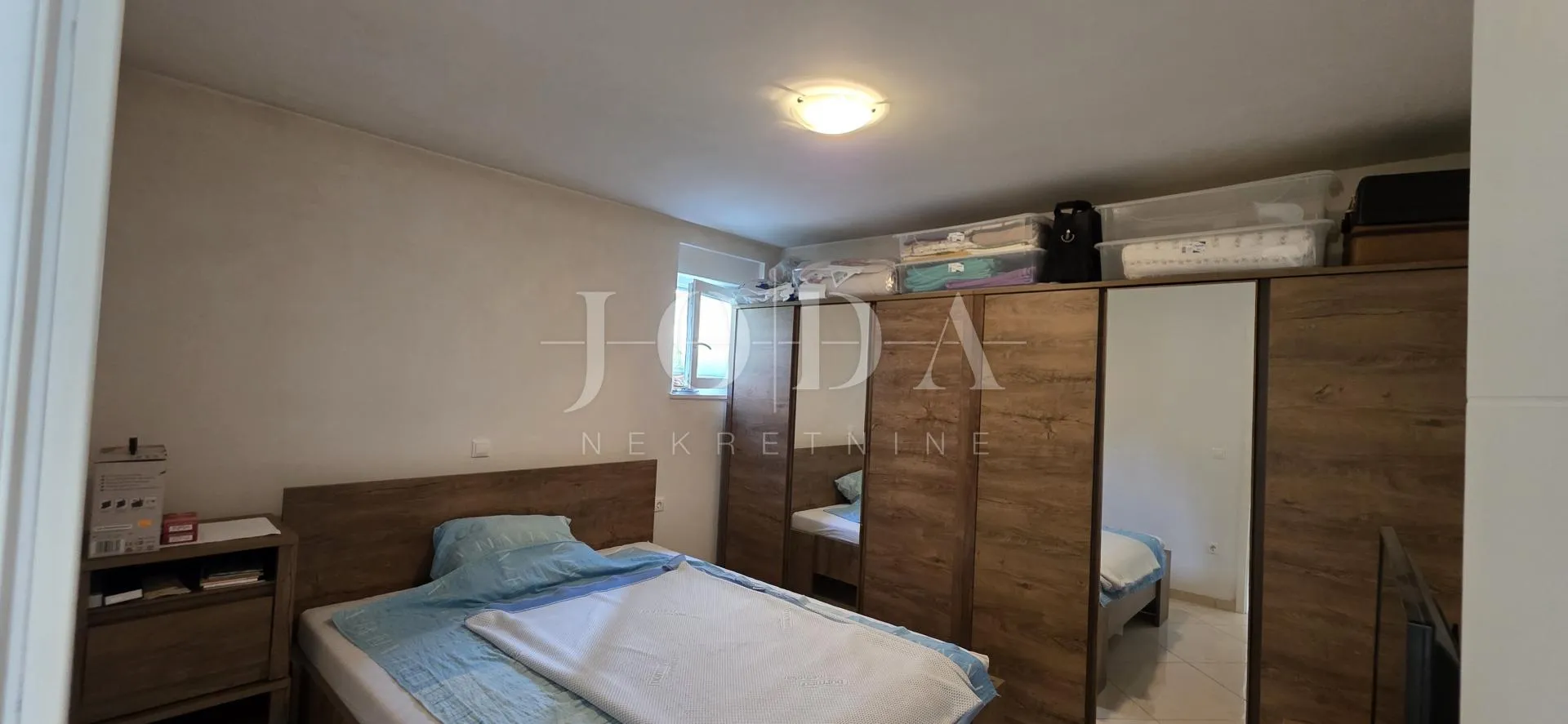 prizemni apartman s okućnicom i 2 parkirna mjesta - slika 7