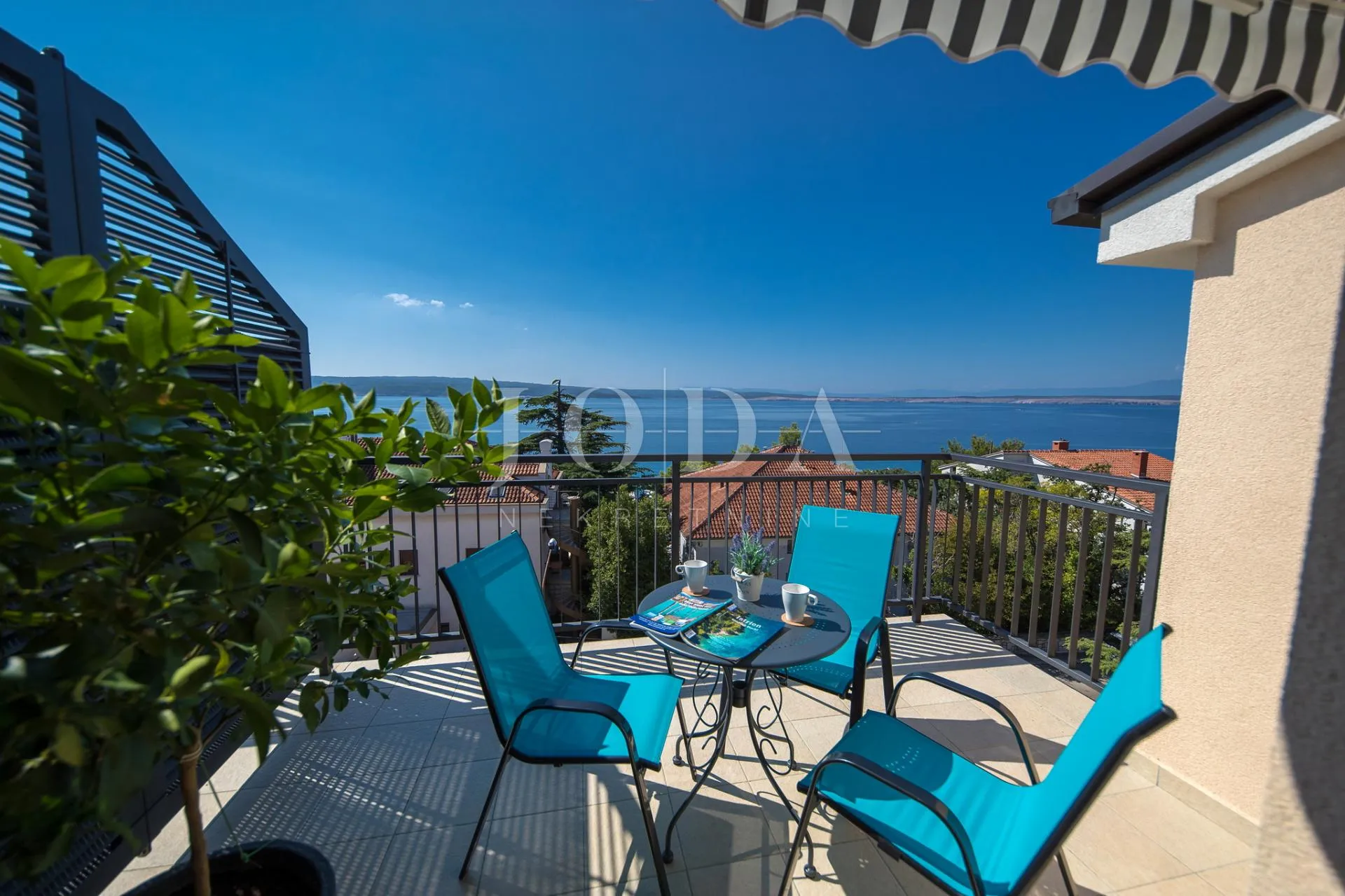 Crni mol penthaus dva apartmana - Crikvenica