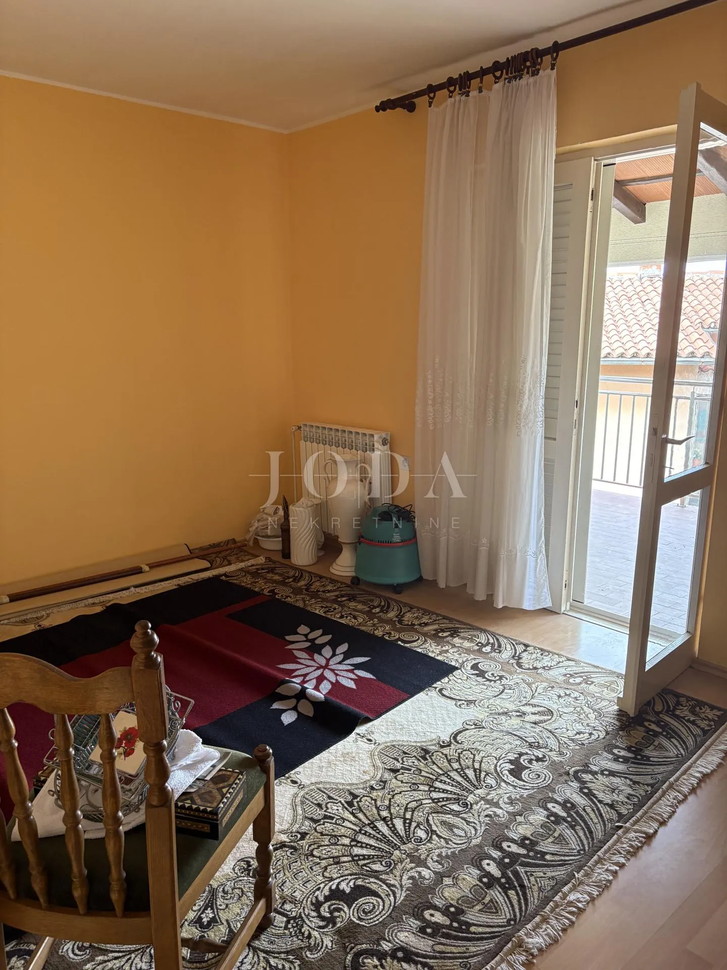 labin, prostrana kuća nadomak centra grada - slika 16