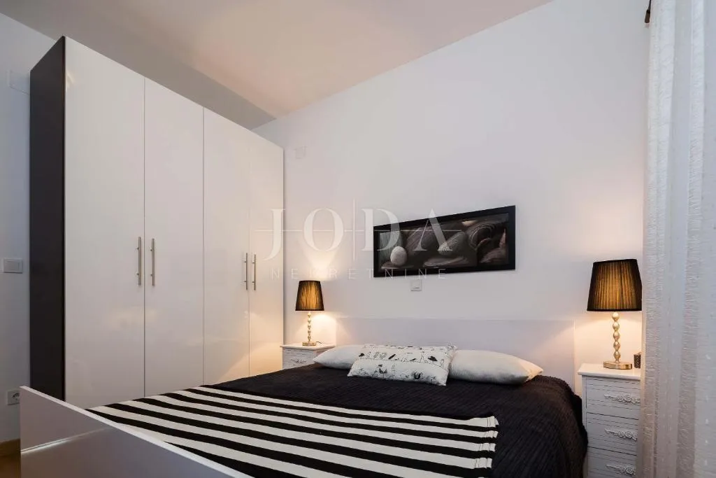 dramalj kuća sa više apartmana - slika 18