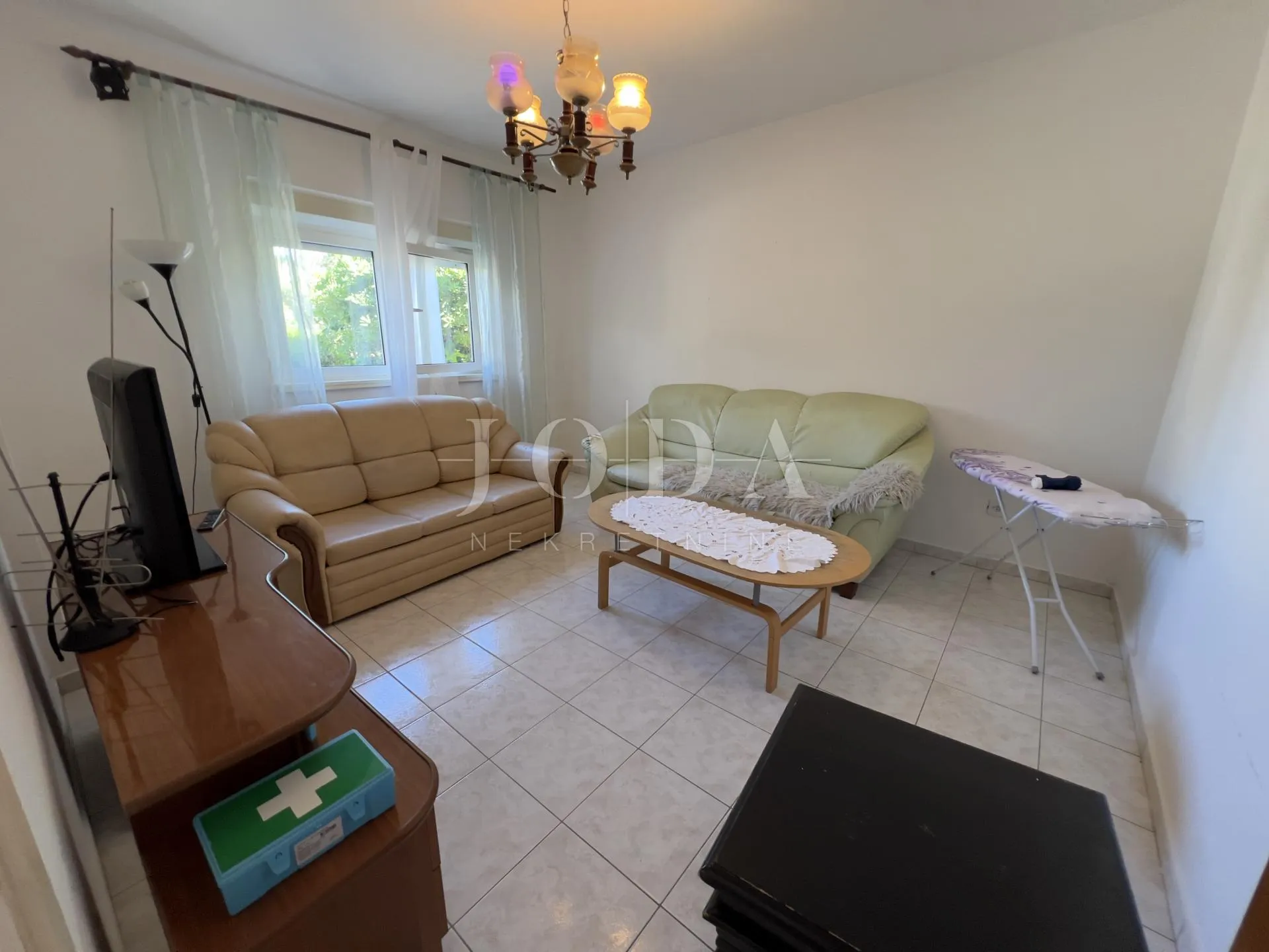 rab – supetarska draga | stan 68,62 m², samo 40 m od mora, veliko dvorište, parking! - slika 9
