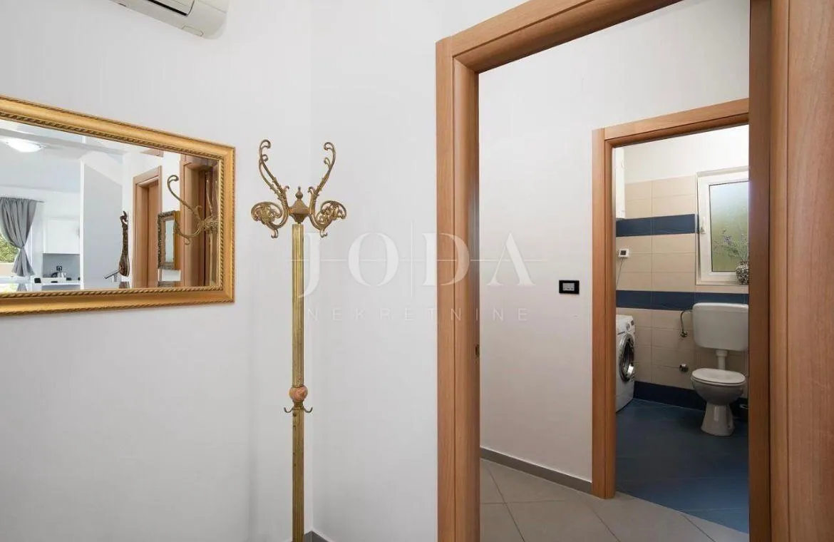pula, kuća sa bazenom na mirnoj lokaciji - slika 24