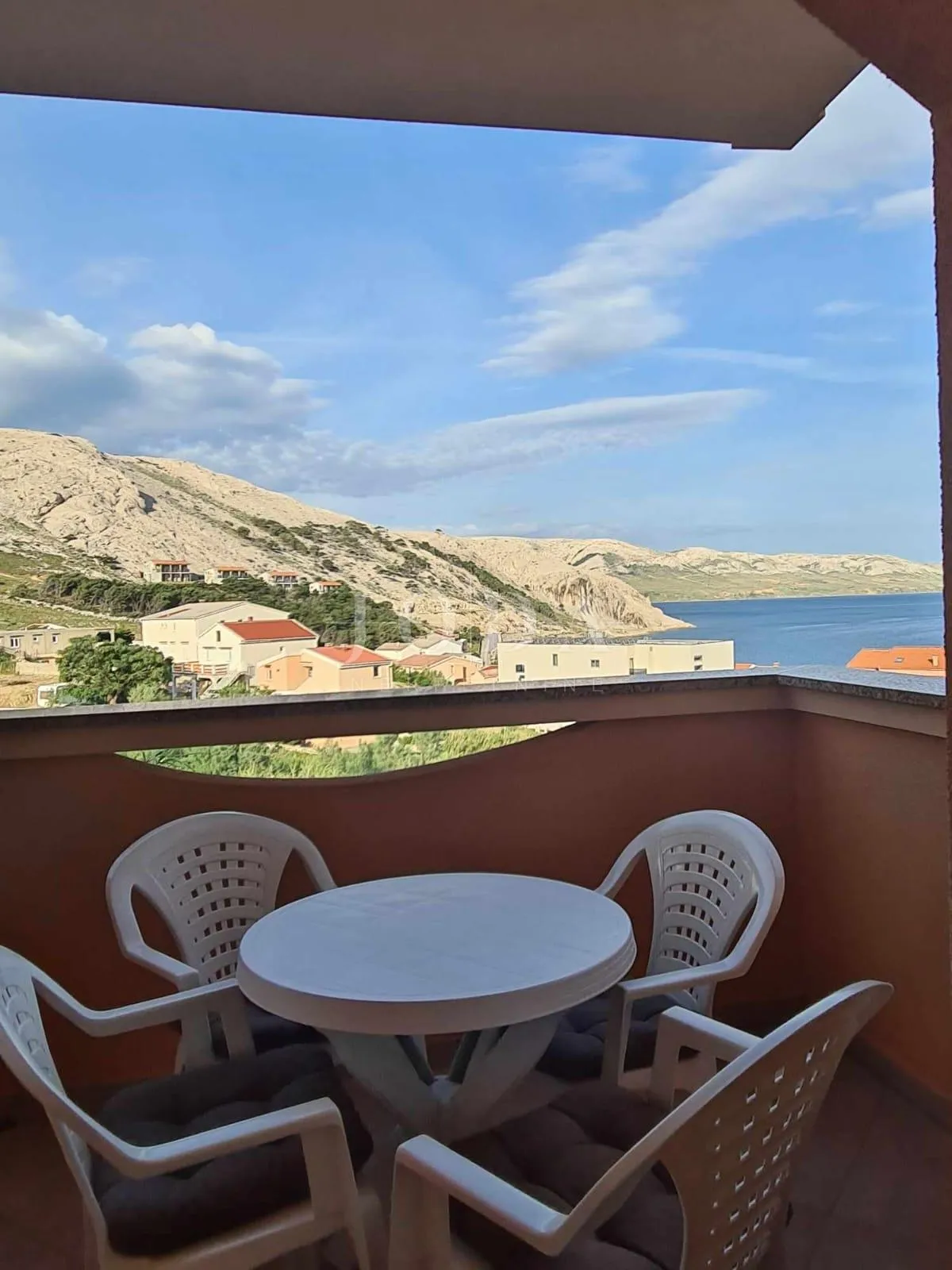 Apartman 200m od mora na Pagu - Metajna, Novalja