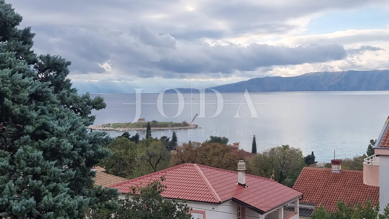 novi vinodolski kuća 100 m od mora - slika 18