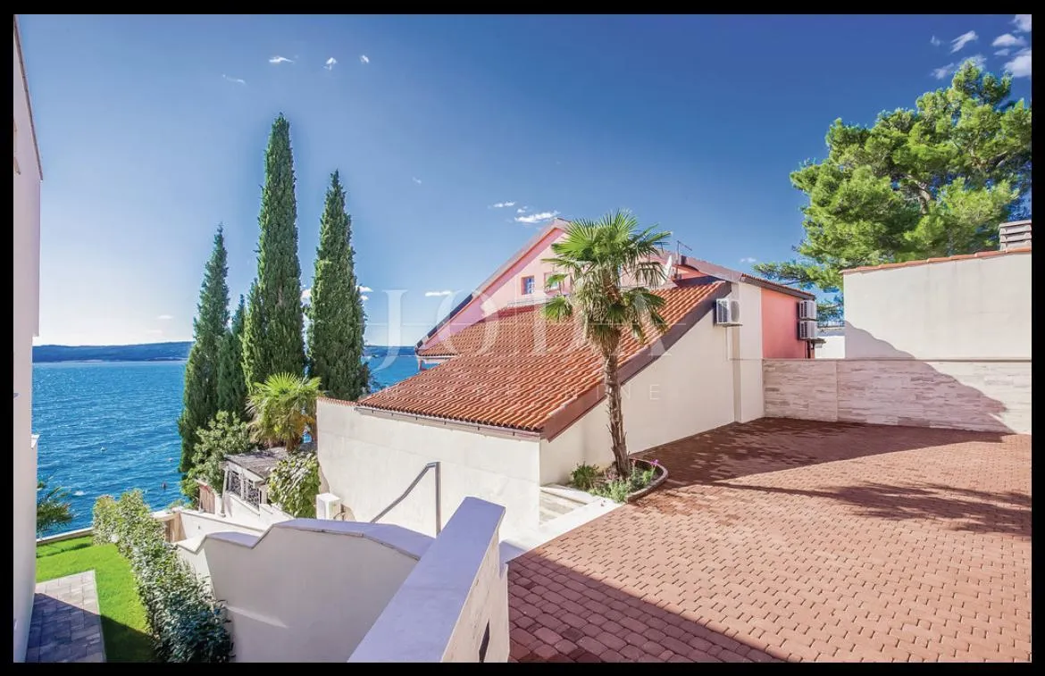 crikvenica, stan 20 metara od mora sa bazenom - slika 20