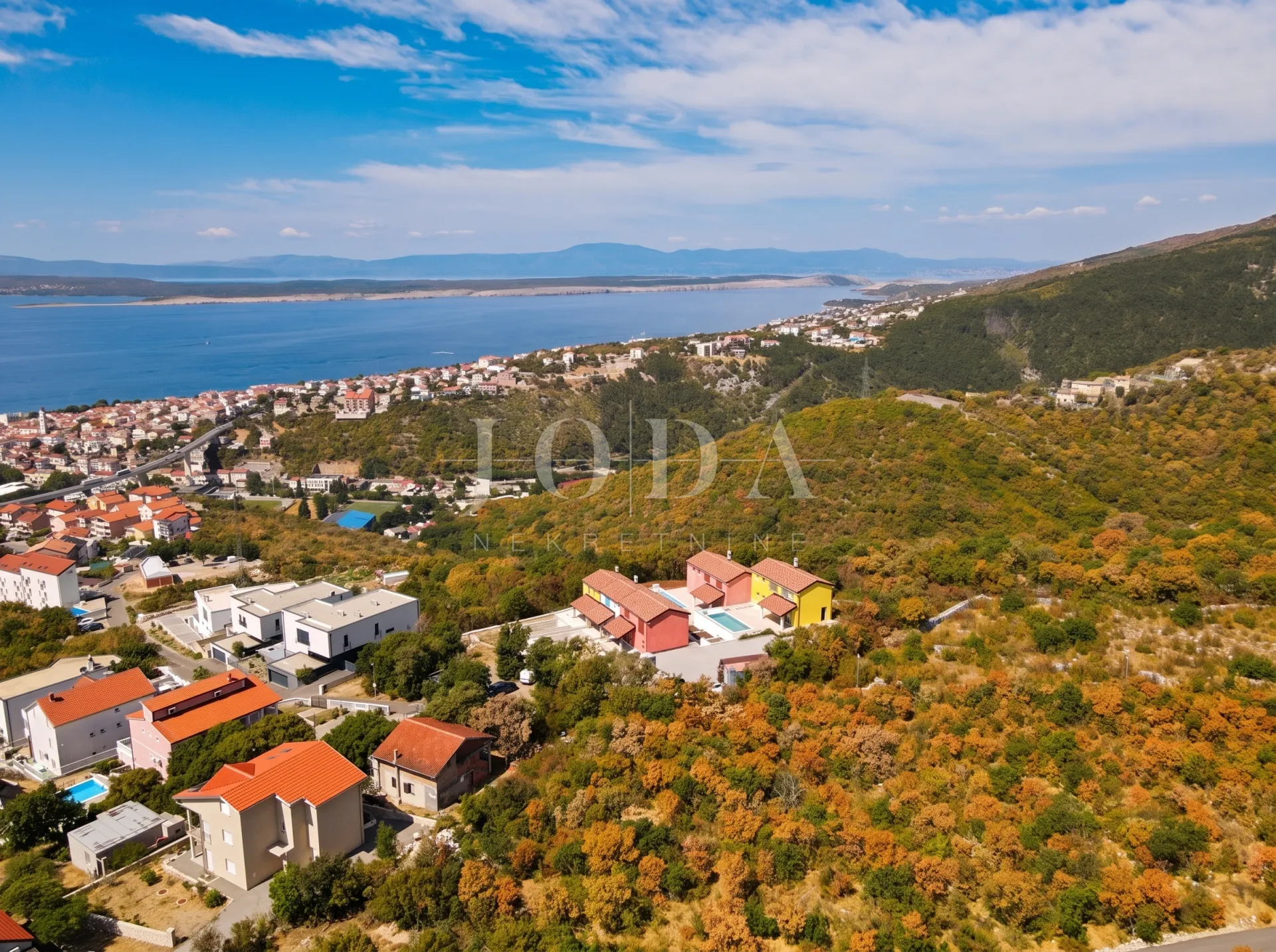 kuća novogradnja crikvenica sa bazenom - slika 12