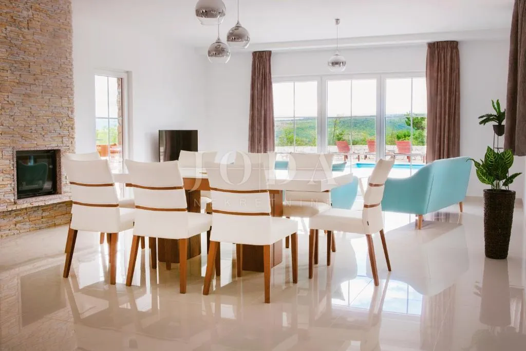 otok krk kuća sa bazenom i panoramskim pogledom - slika 7