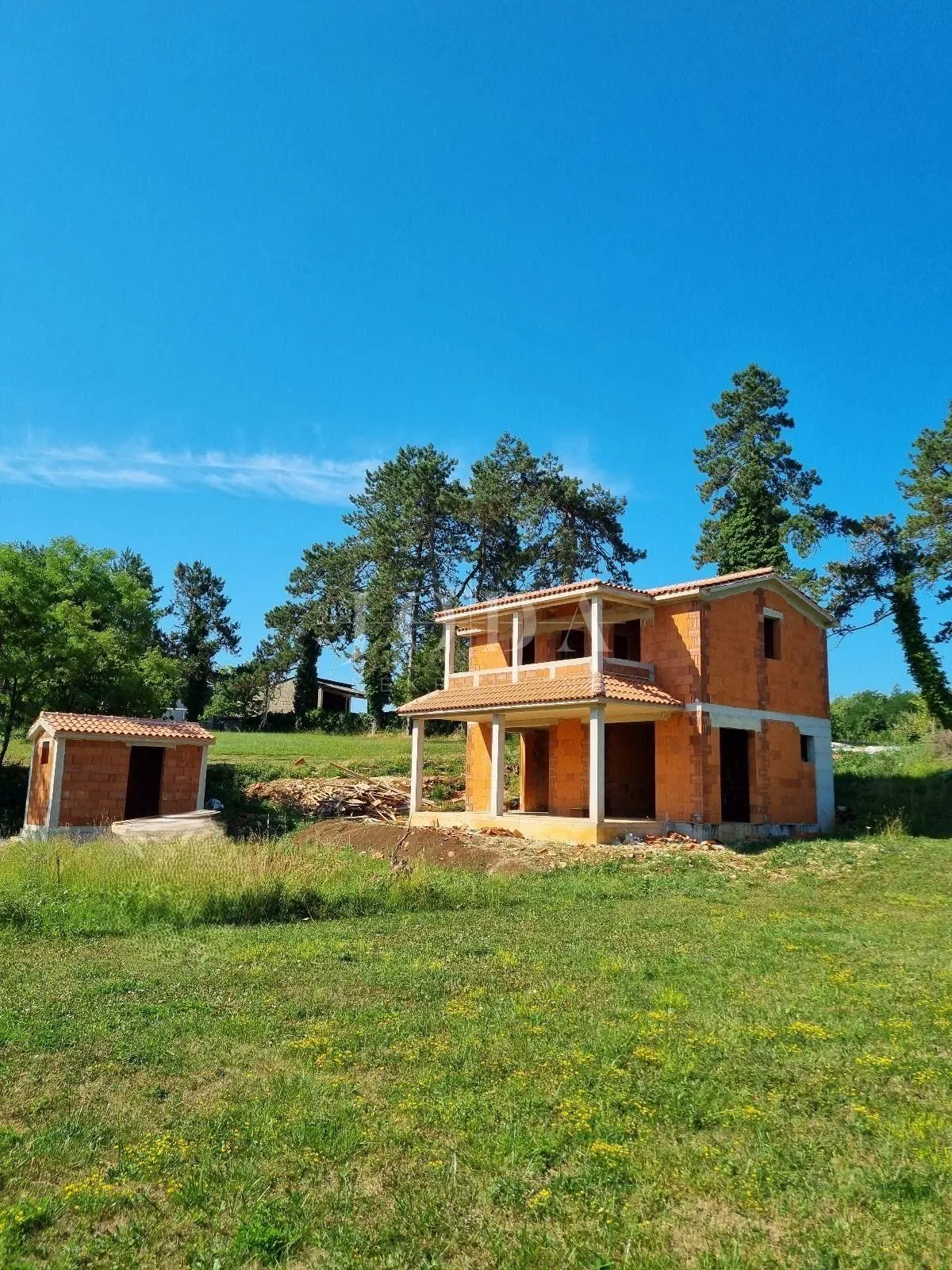 roh bau kuća sa bazenom,pazin okolica - slika 2