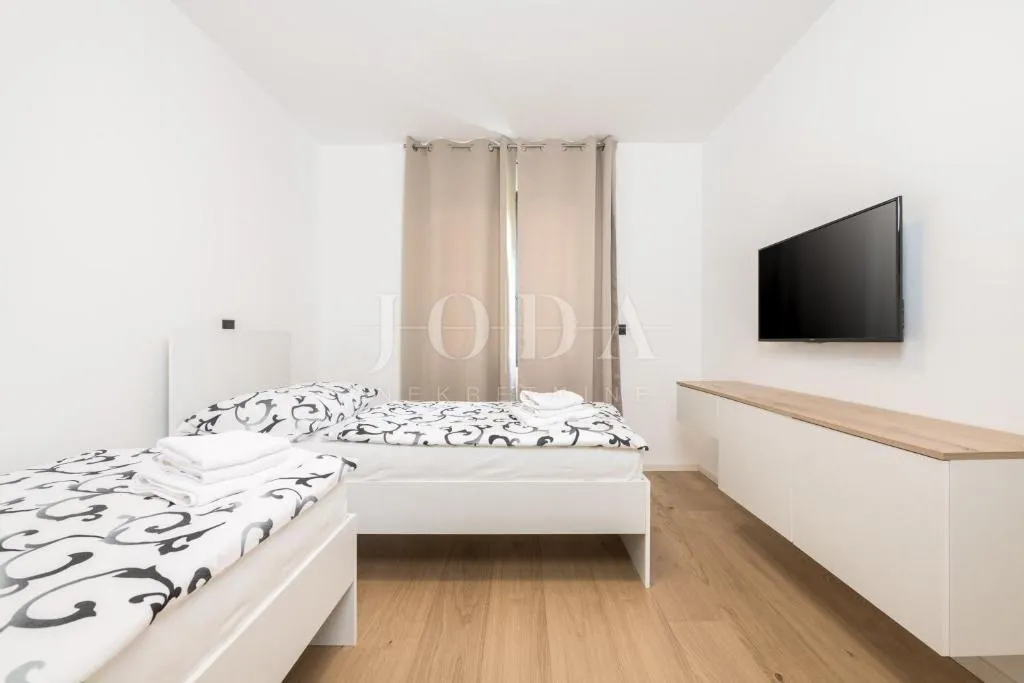 labin, villa sa bazenom u blizini centra - slika 18