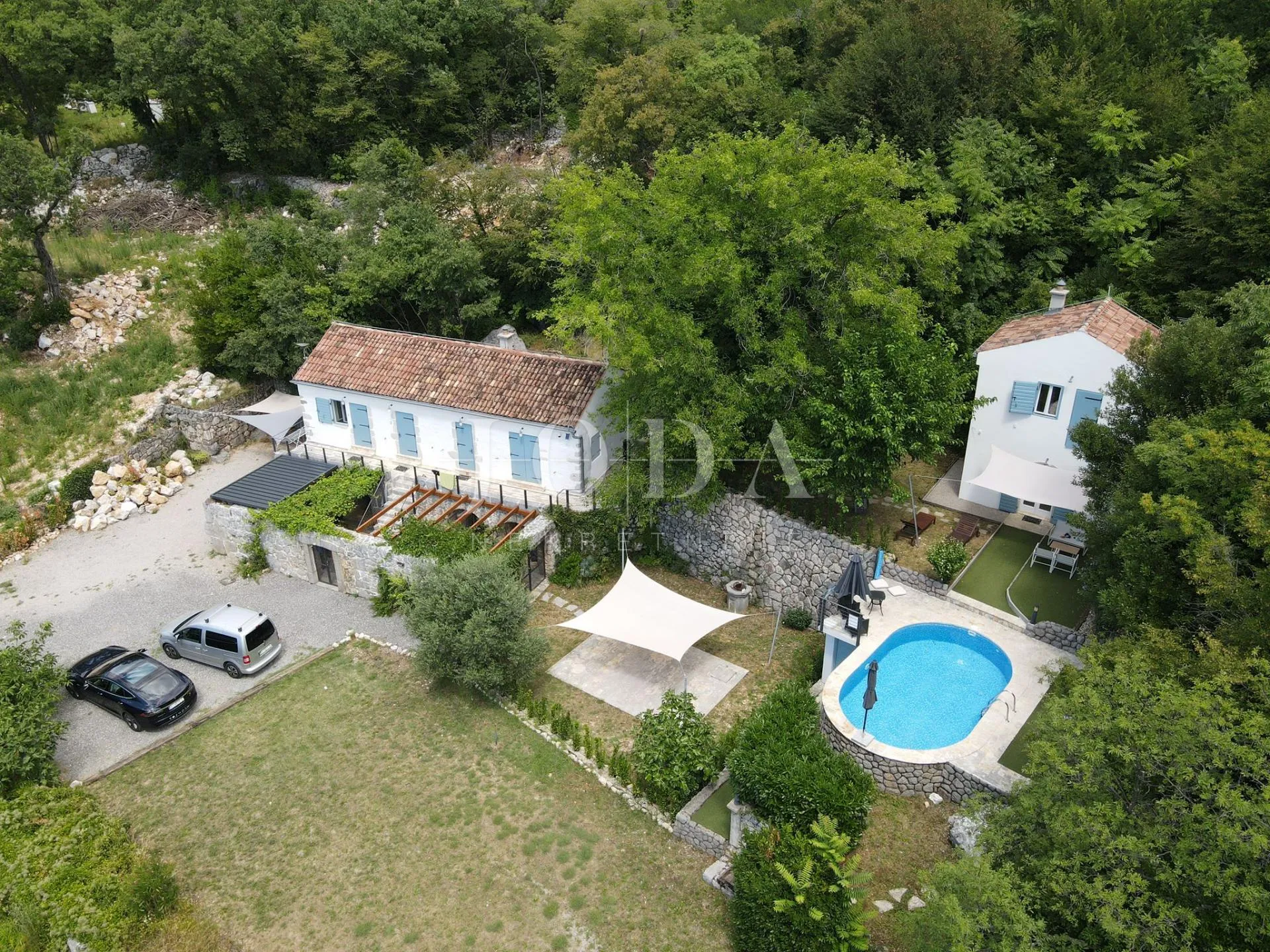 grižane imanje sa dvije kamene kuće i zemljištem - slika 52