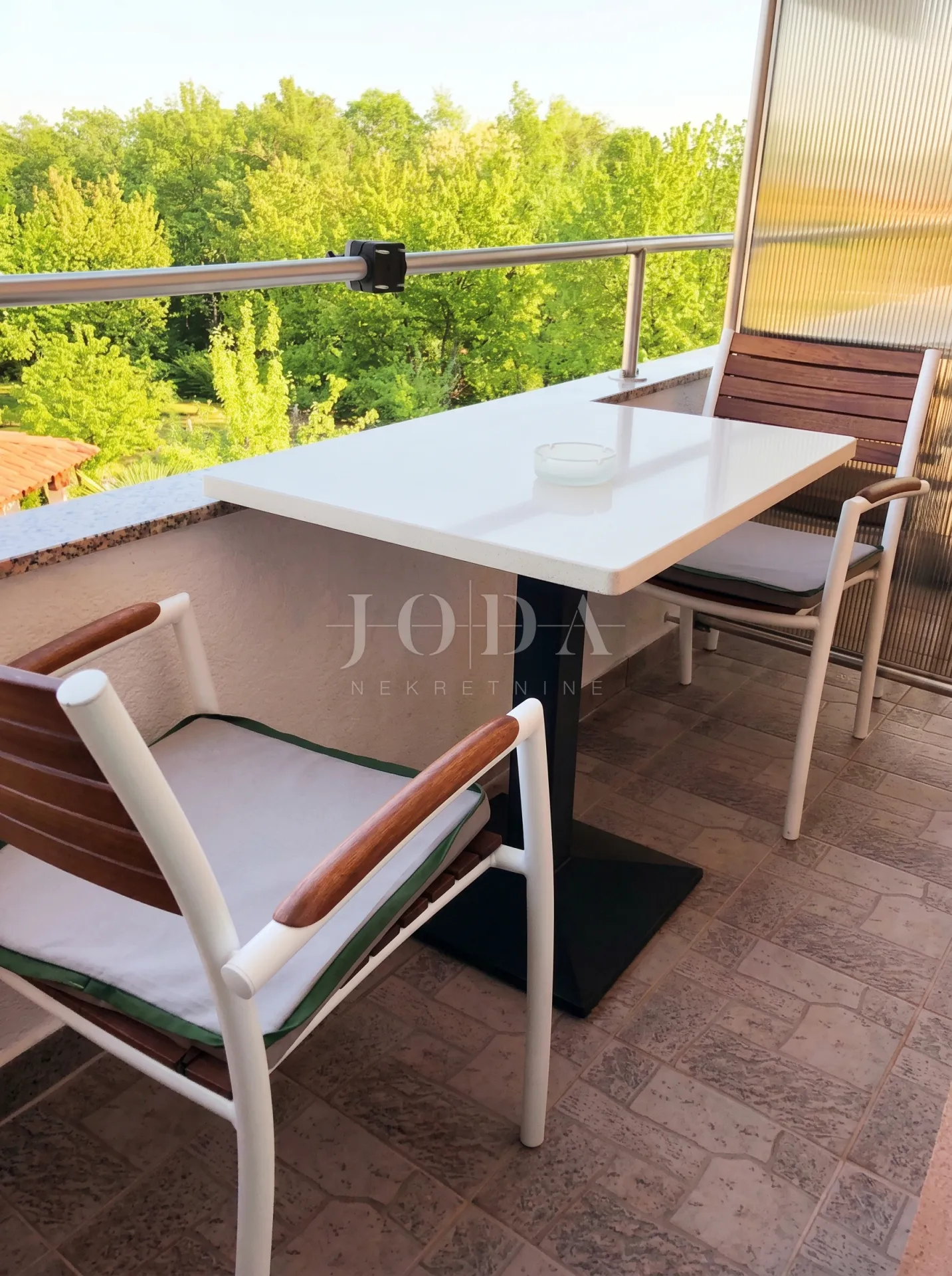 apartmanska vila sa 8 apartmana - slika 8