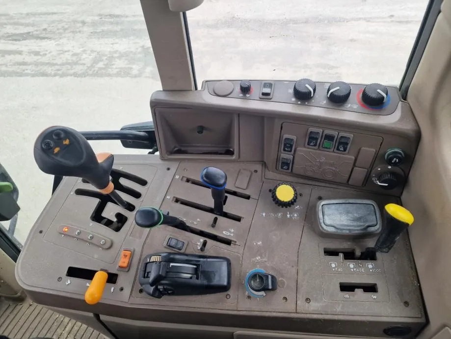 john deere 6230 - slika 2