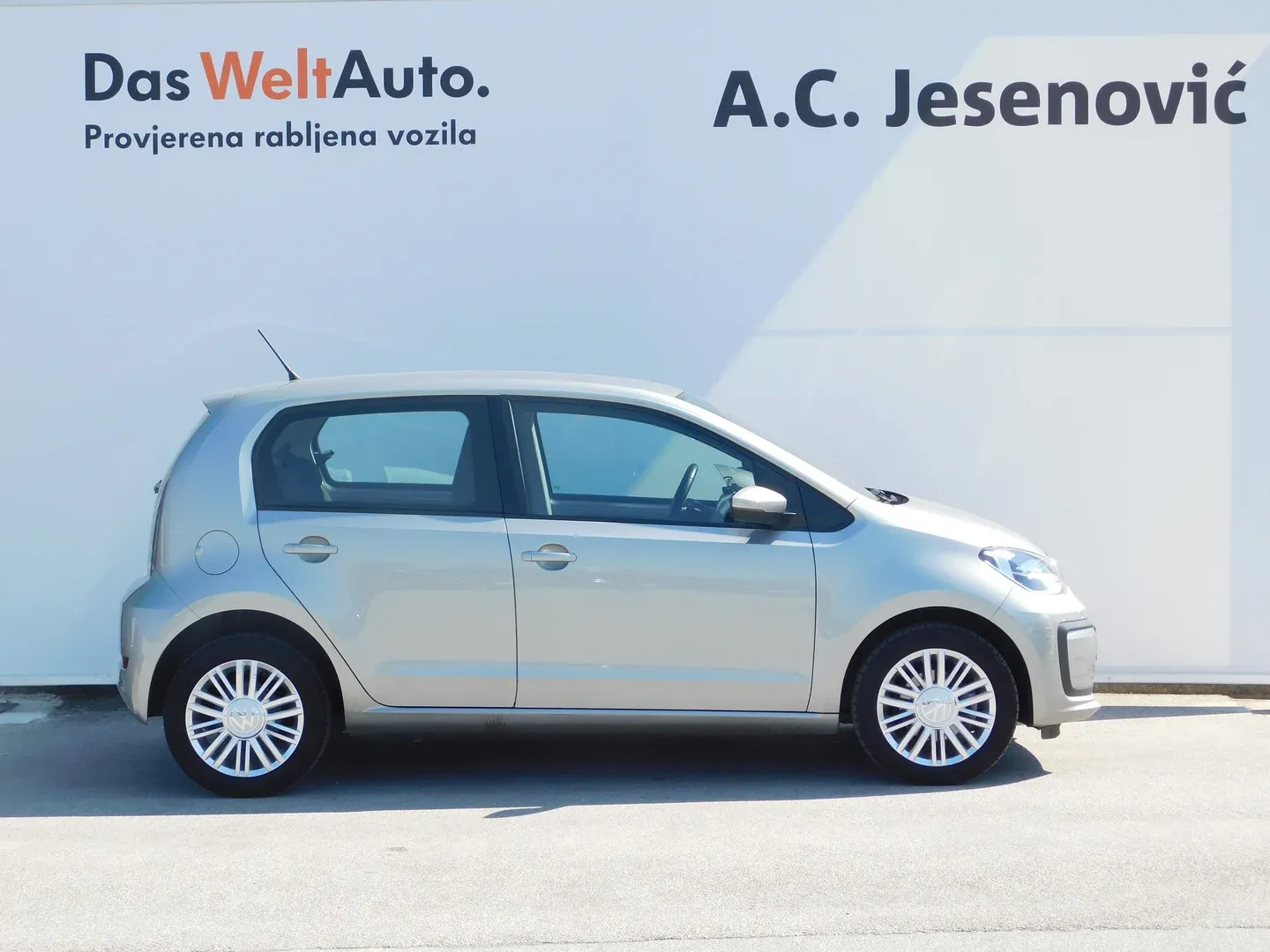 08659 volkswagen up! 1.0 - slika 4