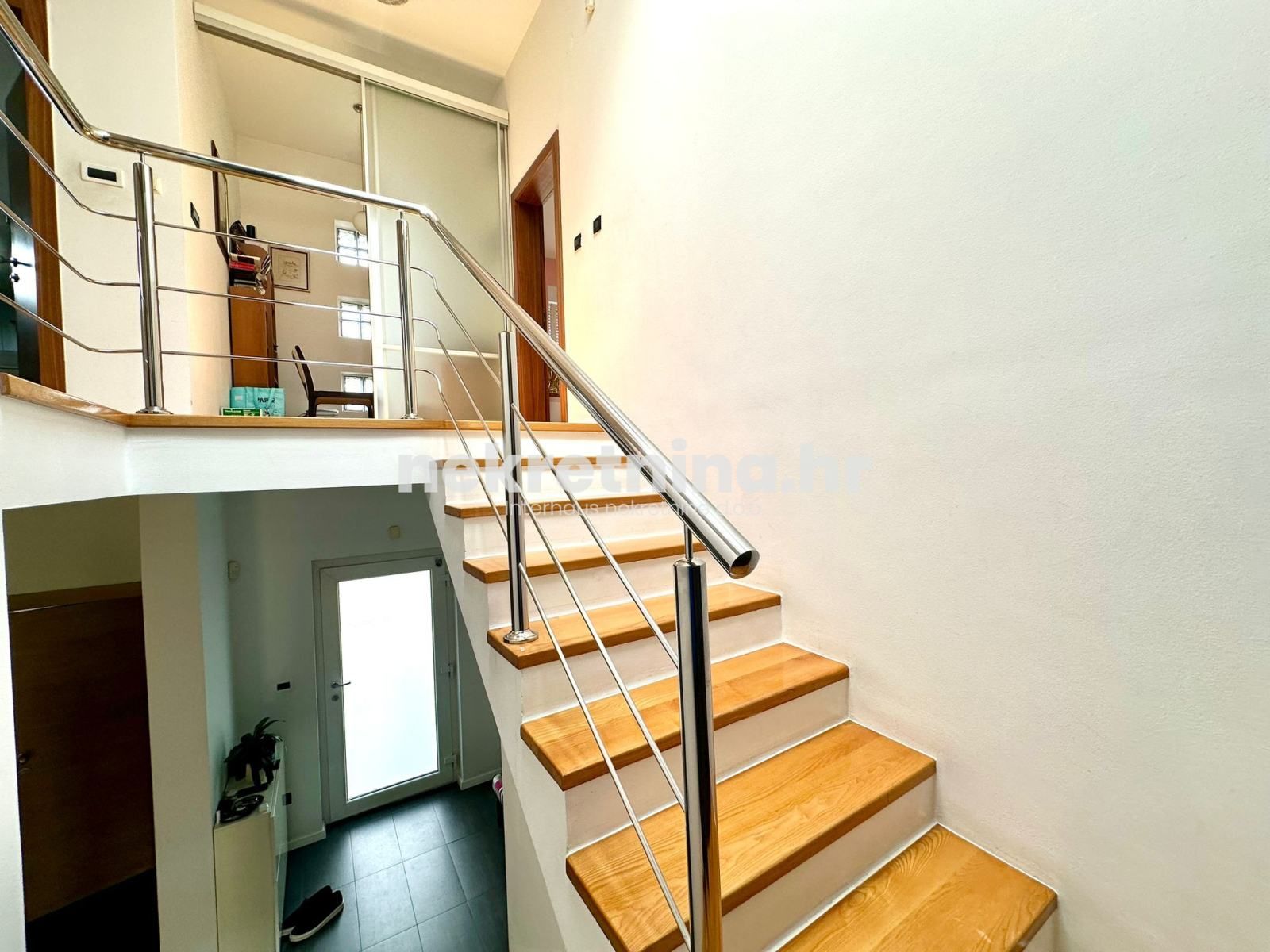 prodaja - kuća: maksimir, bukovac, 230.00 m2 (prodaja) - slika 15