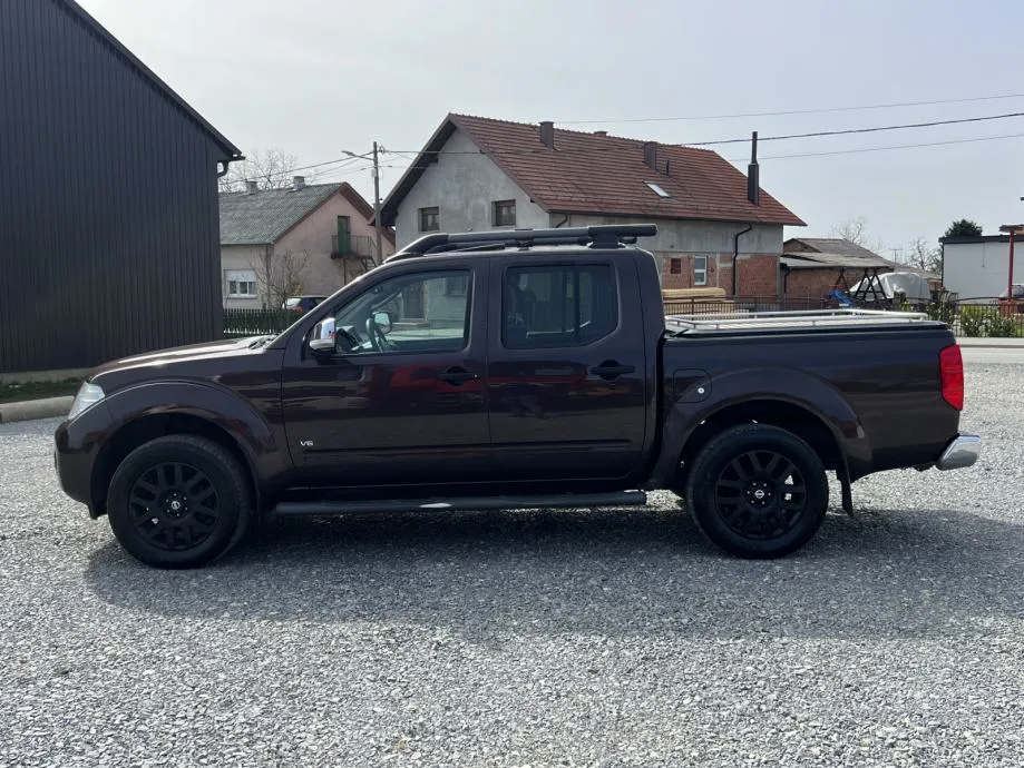 nissan navara 3.0 v6 - slika 7