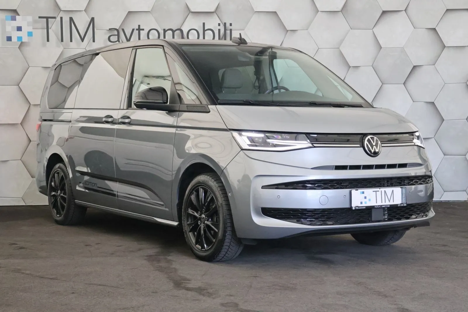 vw multivan t7 l2 2.0tdi edition iq matrix cockpit vučna kuka - slika 2