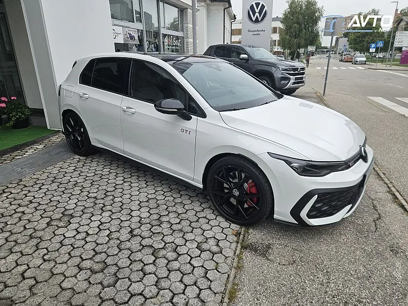 volkswagen golf 2.0 tsi gti dsg 195kw - slika 8
