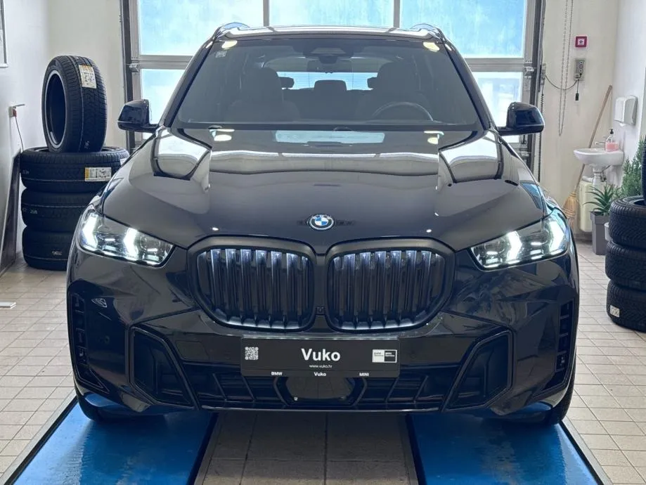 bmw x5 xdrive 50e automatik, bmw premium selection jamstvo do 2/2028 - slika 2