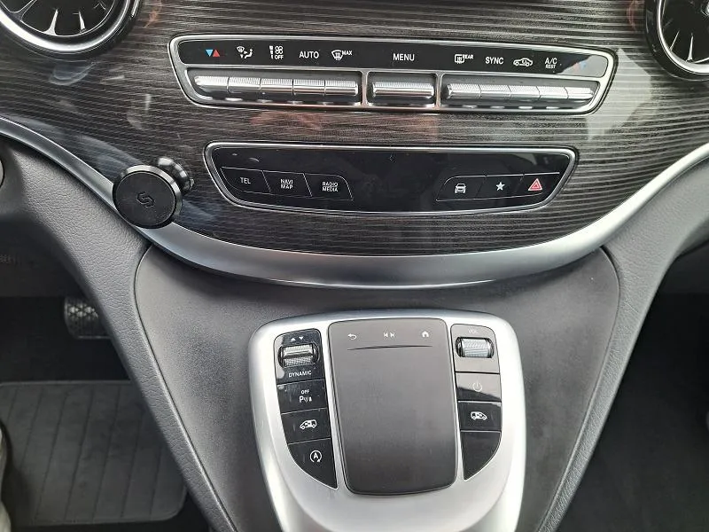 mercedes-benz v-klasa 300 d*9g-tronic*237ks*reg:01/2027*navigacija* - slika 22