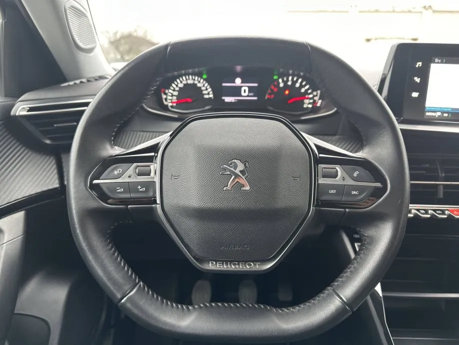 peugeot 2008 1,2 * nove gume* servisiran * jamstvo 24 mj. - slika 13