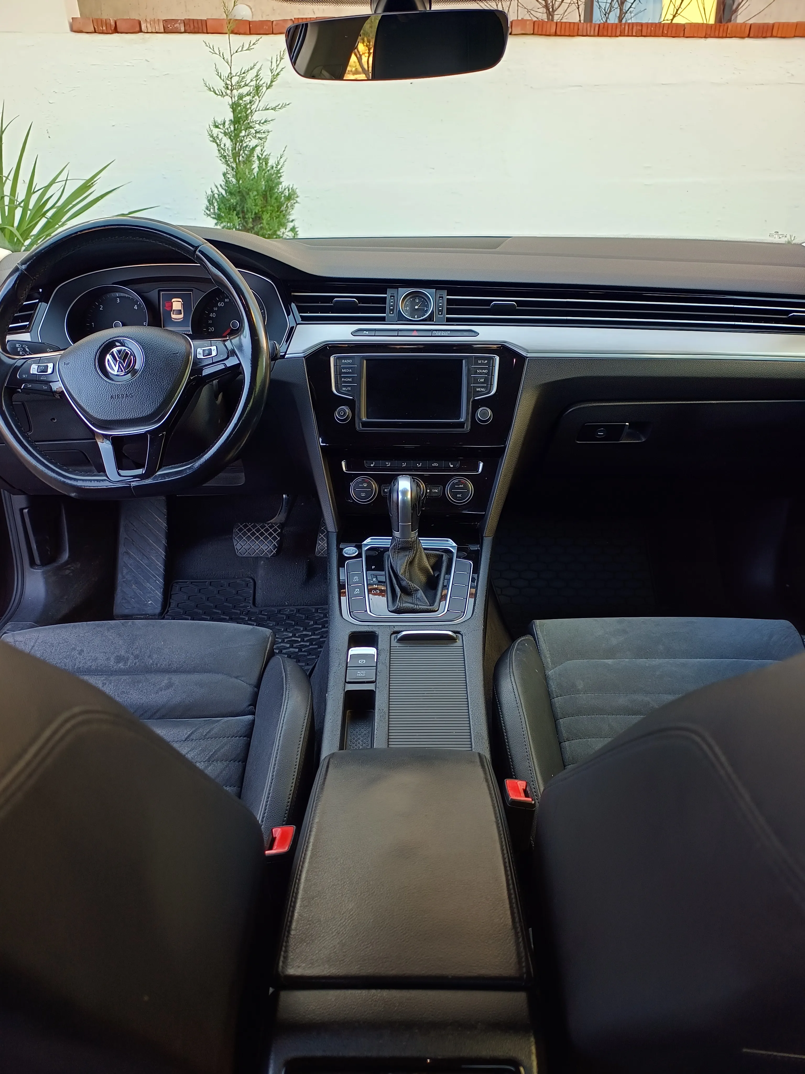 passat b8 2.0 tdi 190 ks higline - slika 16