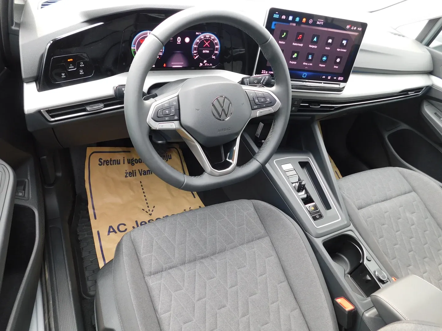 12829 volkswagen golf 1.5 tsi ehybrid dsg life plus - slika 8