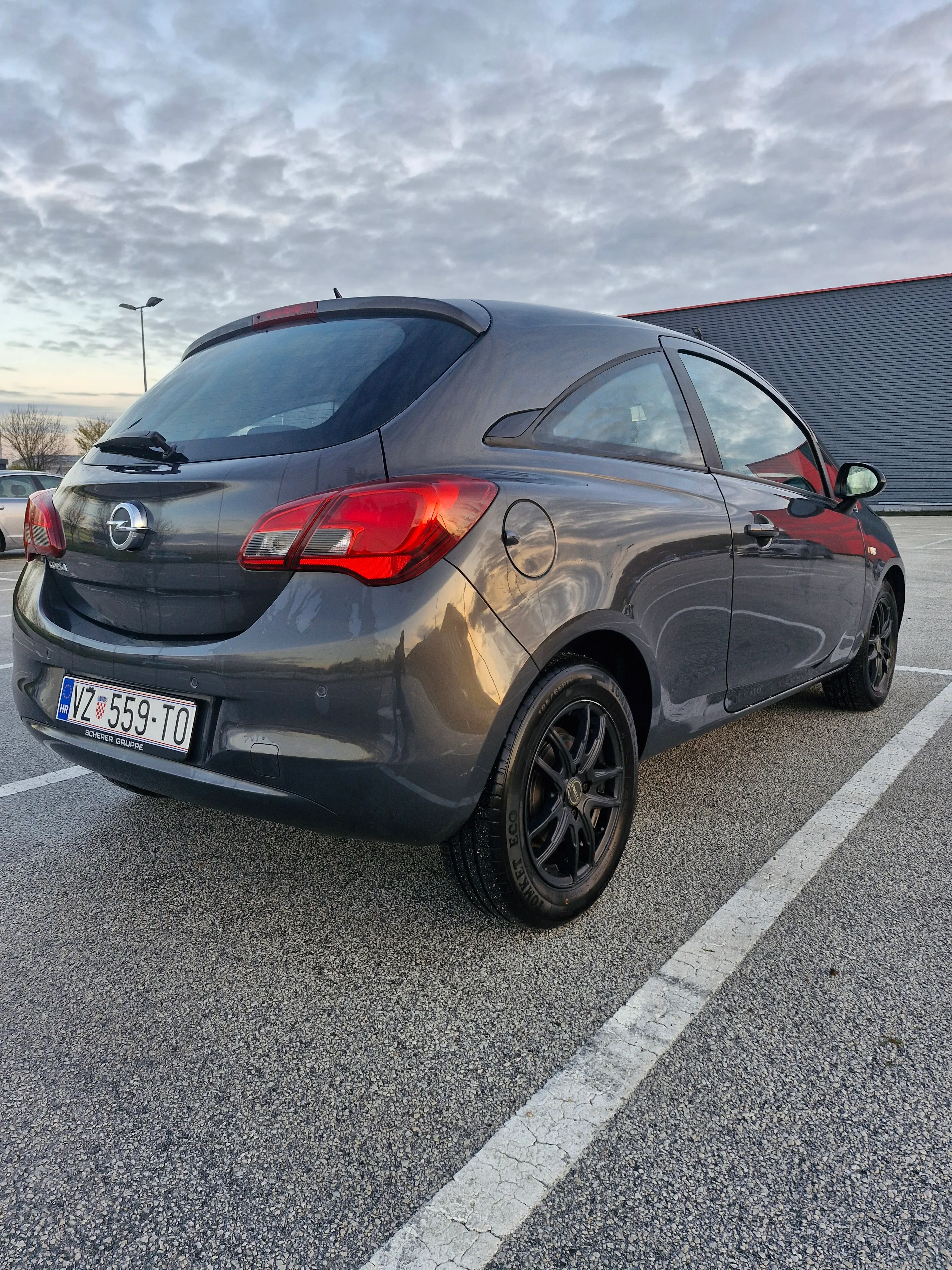 opel corsa 1.4 - slika 9