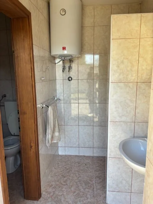 imanje za odmor i proslave: batina, 666.00 m2 - slika 11