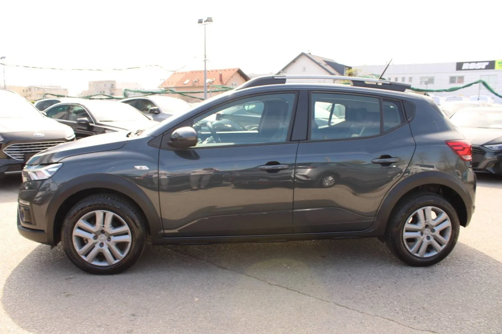 dacia sandero stepway 1.0 tce - slika 8