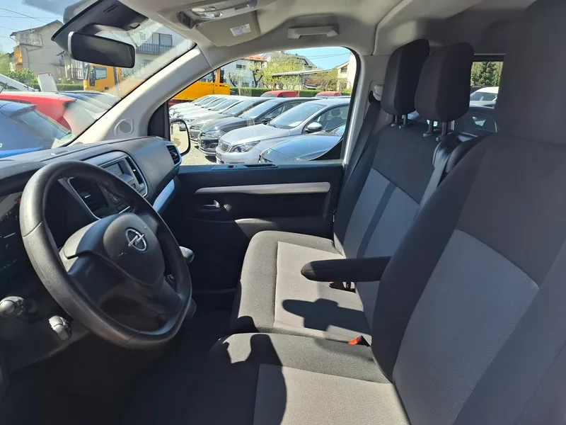 opel vivaro 2.0 cdti*122ks*klima*kuka za vuču*5+1* - slika 12