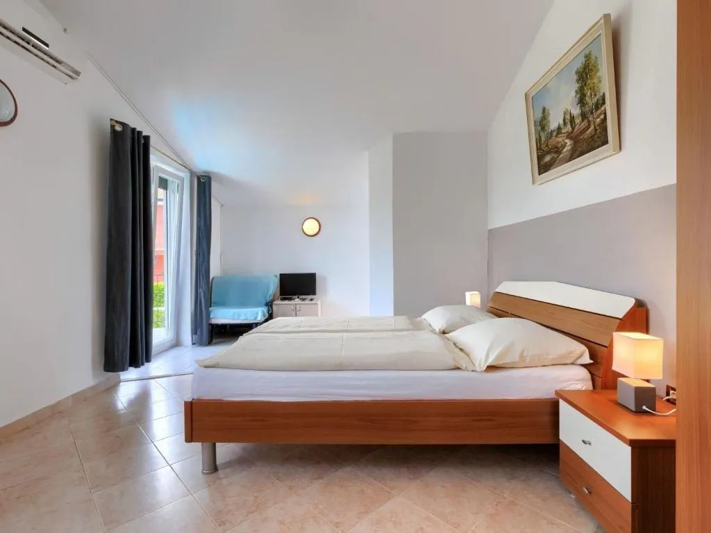 poreč-kuća sa bazenom na prodajii (prodaja) - slika 28