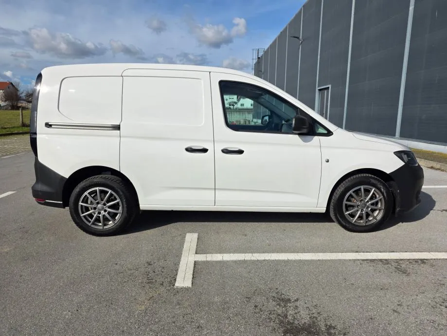 caddy 2.0 tdi, velika navigacija, kam, senzori, grijanje sjedala, - slika 4