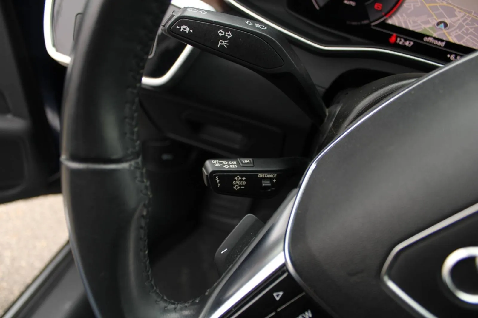 audi a6 50tdi quattro s-line *panorama,led,kamera,virtual* - slika 19