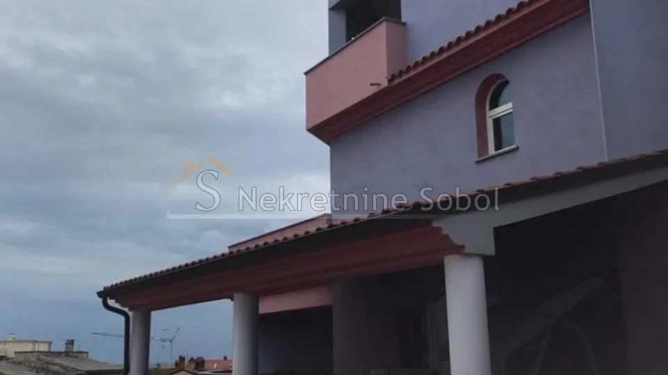 istra,pula,kuća,450.00m2 prodaja - slika 3