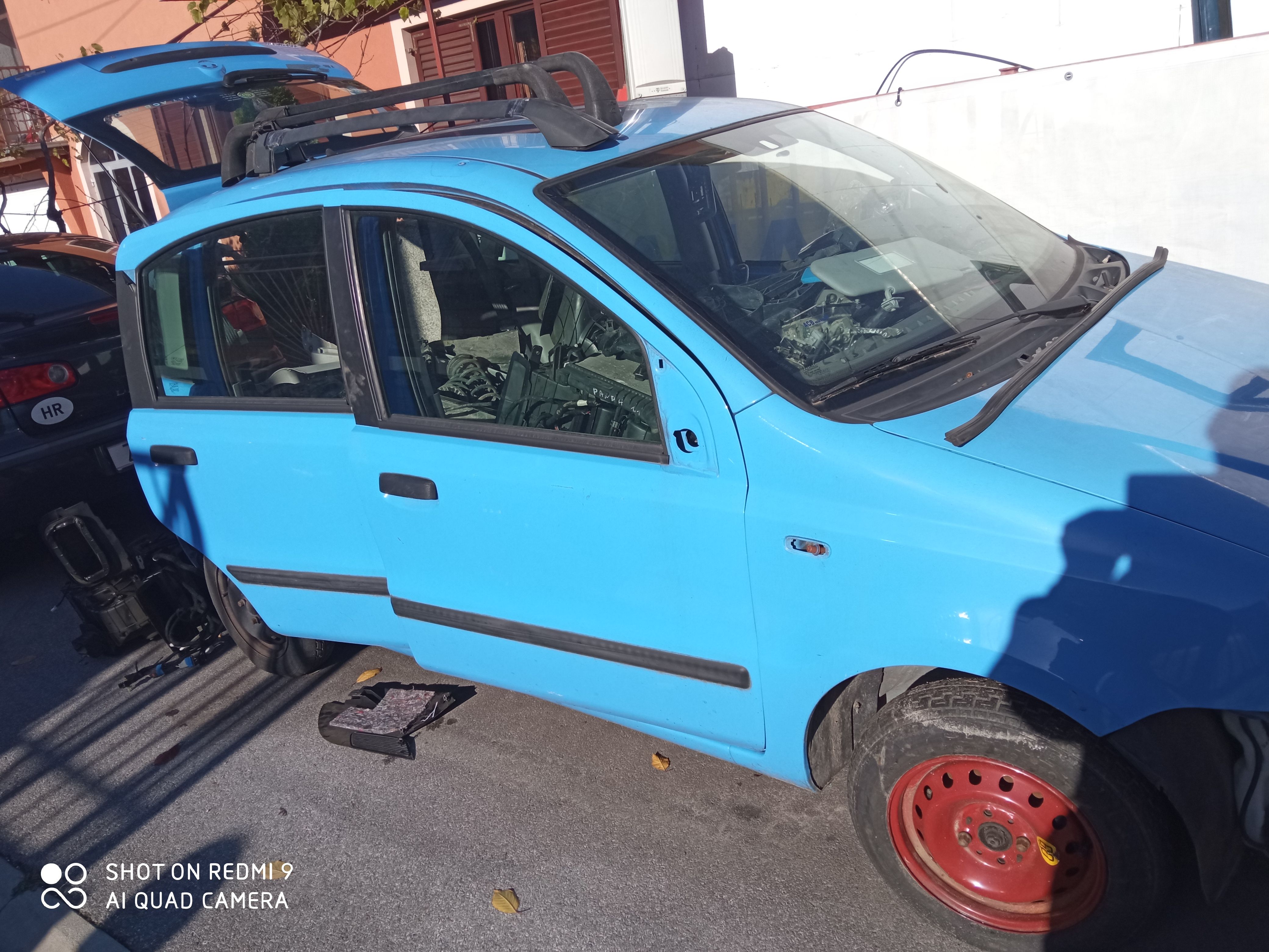 fiat panda u dijelovima prodajem - slika 5