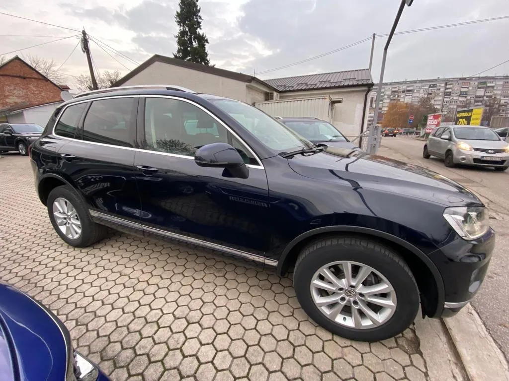 vw touareg v6 tdi bmt 4 motion automatik, 1. vlasnik, 4 x garancija! - slika 4