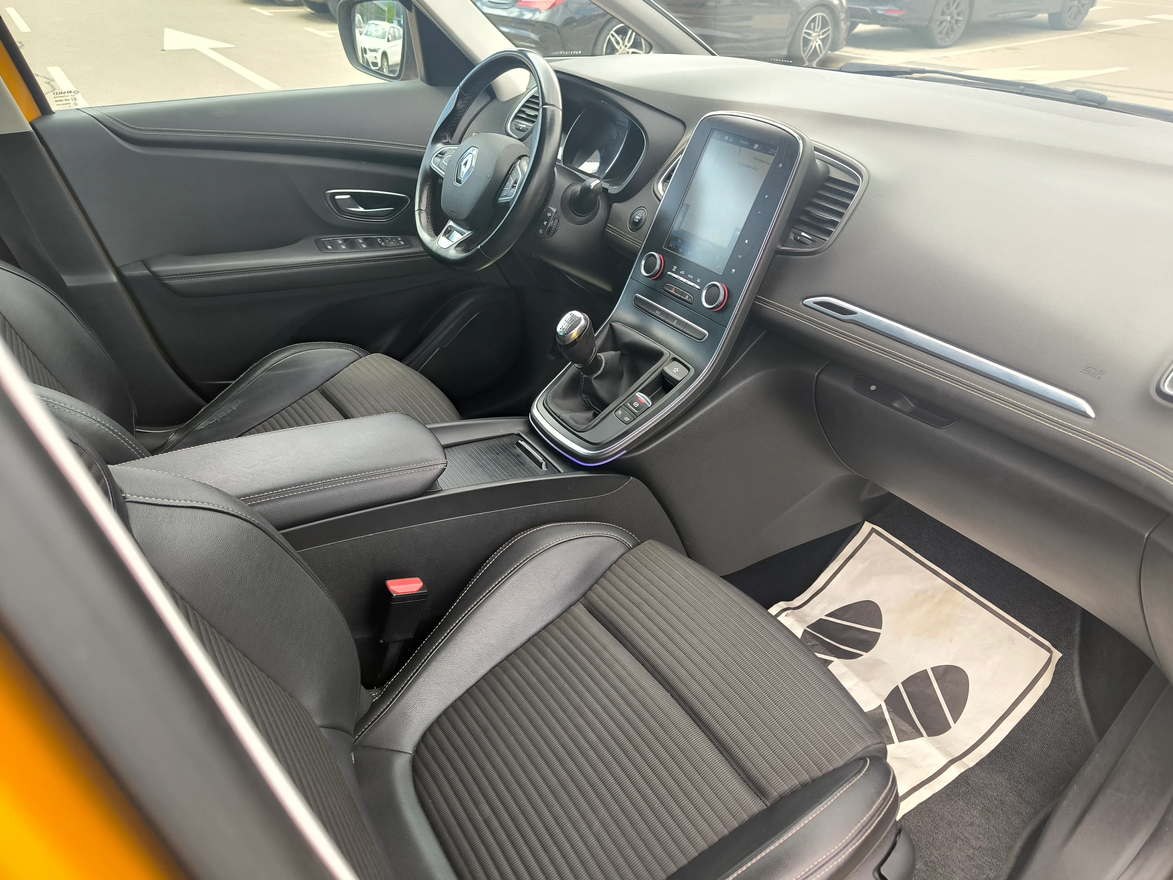 renault scenic dci 120 ,intens, full led, kamera, top stanje - slika 23