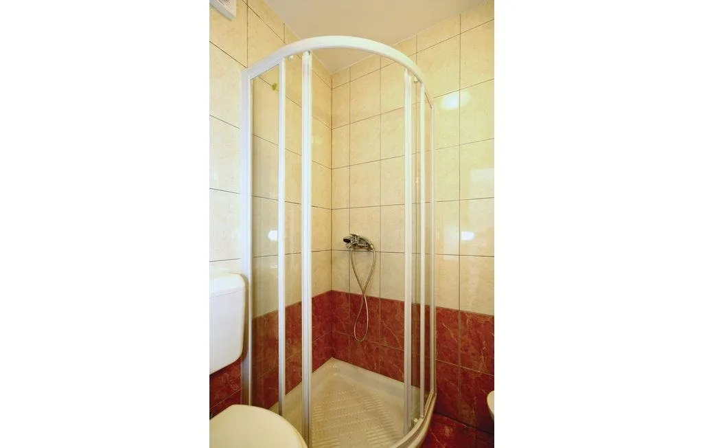 višnjan-renovirana kamena kuća na prodaji (prodaja) - slika 10