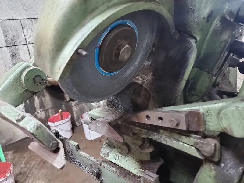 vollmer oštrilica za tračne pile - slika 3