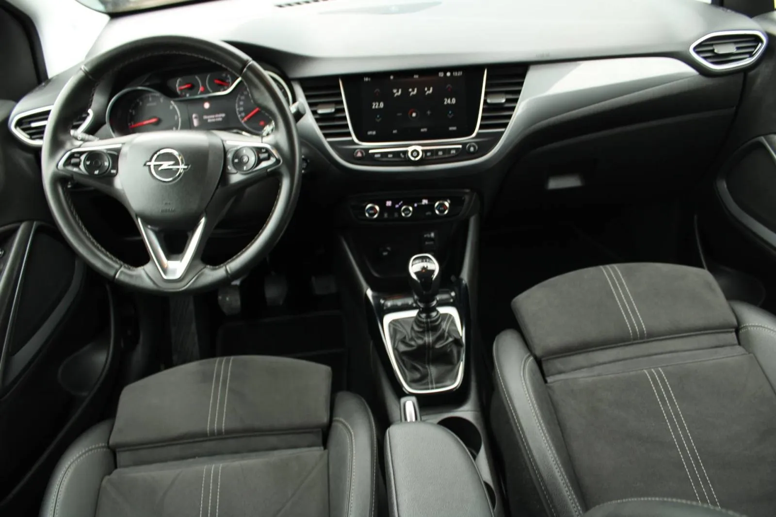 opel crossland 1.2 turbo ultimate *led, navigacija, kamera* - slika 15