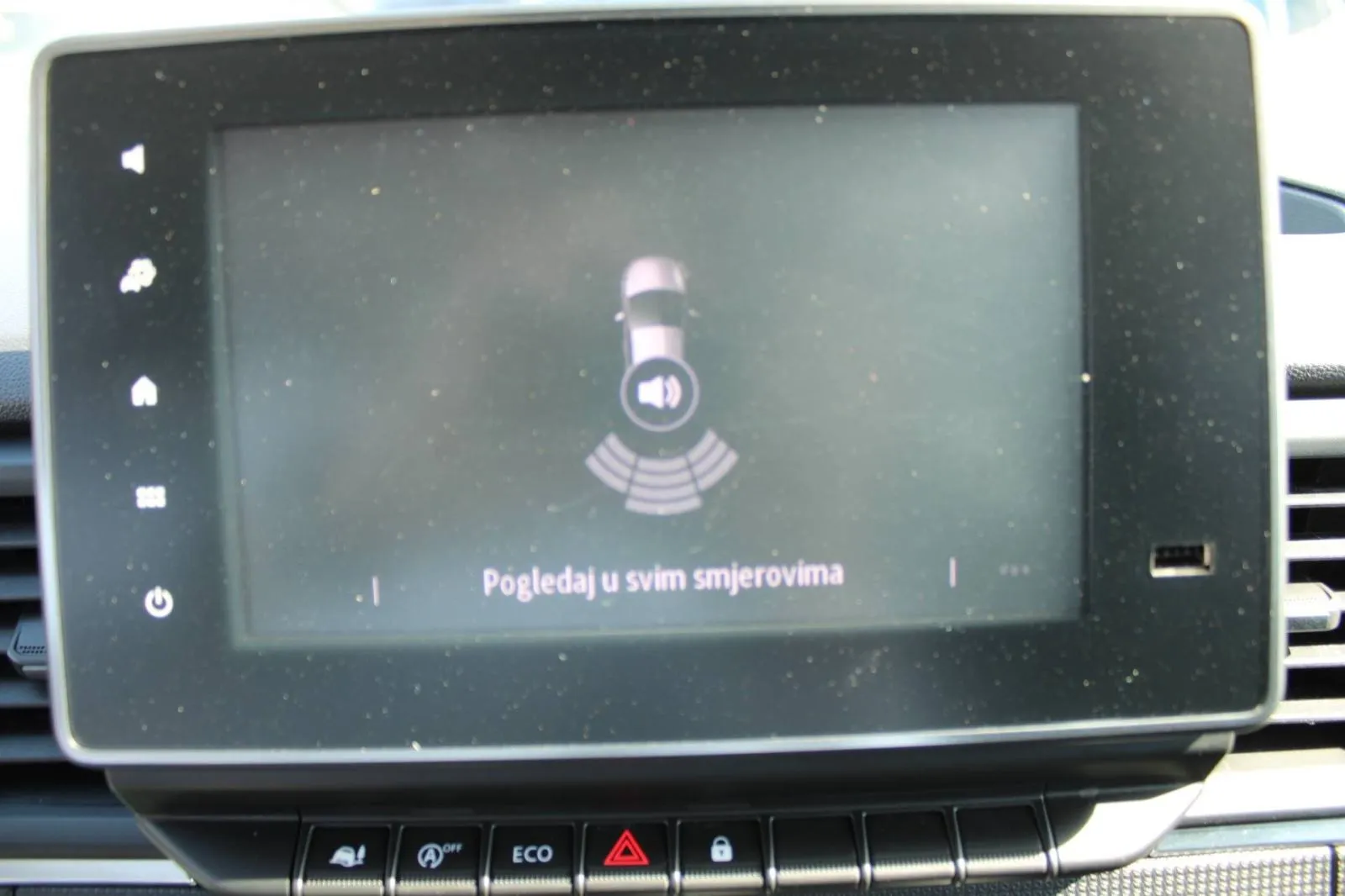 renault trafic 2.0 dci *navigacija*, 2023 god. - slika 12