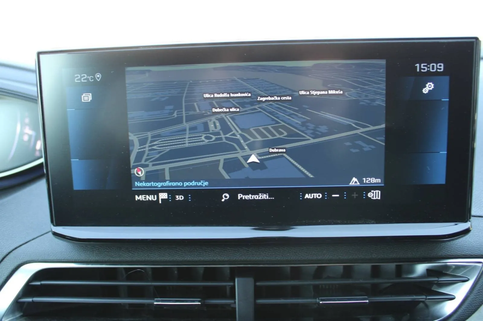 peugeot 5008 1.2 puretech gt line automatik 7 sjedala - slika 18