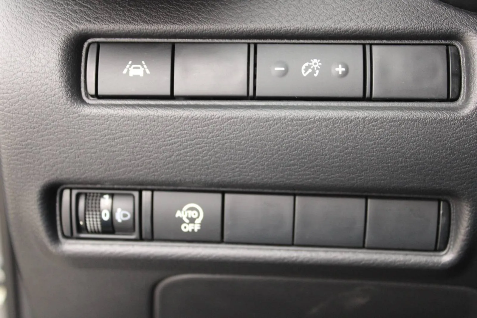 nissan juke 1.0 dig-t automatik n-connecta * navigacija, kamera* - slika 13